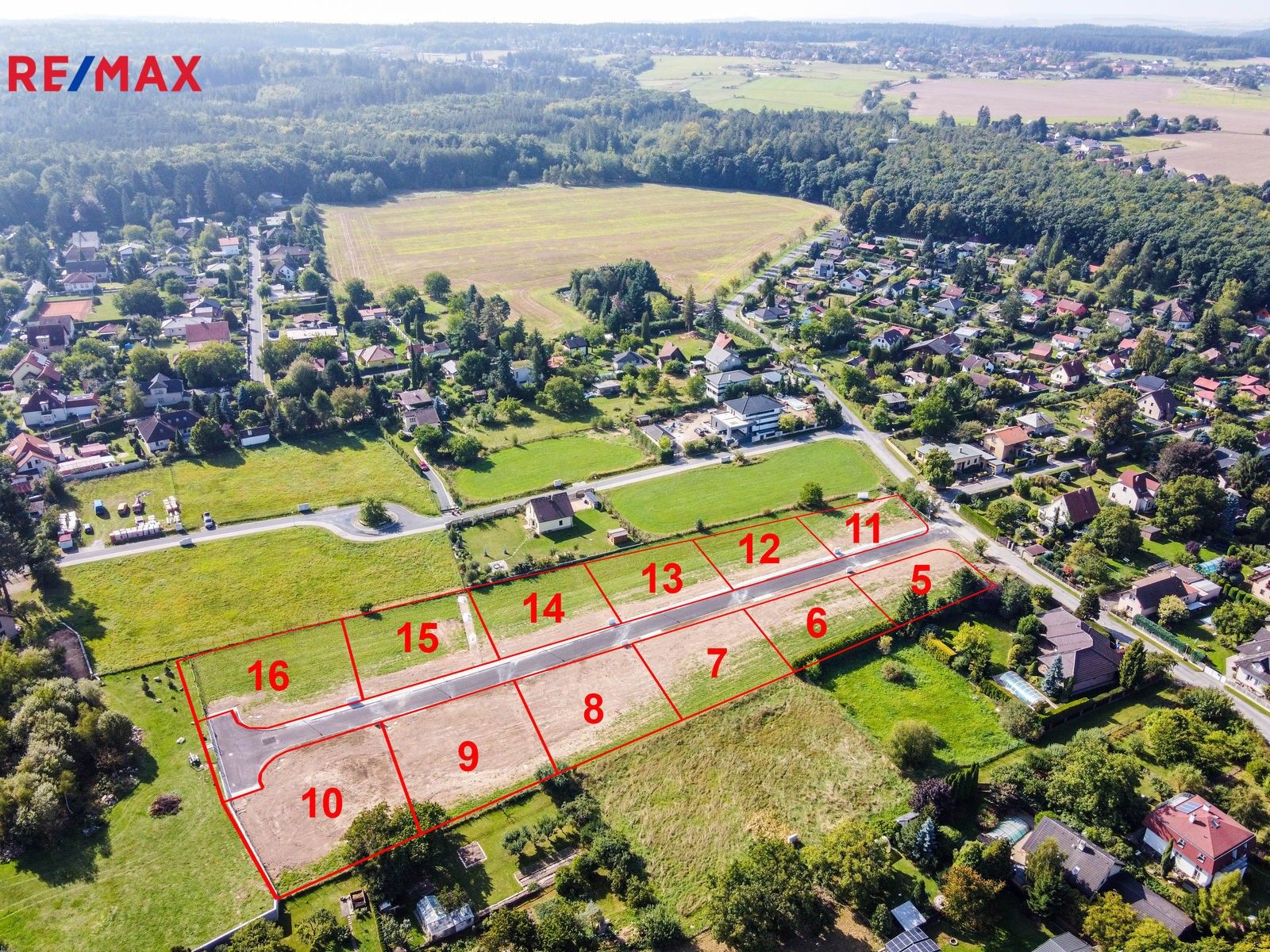 Prodej pozemek pro bydlení - Louňovice, 800 m²