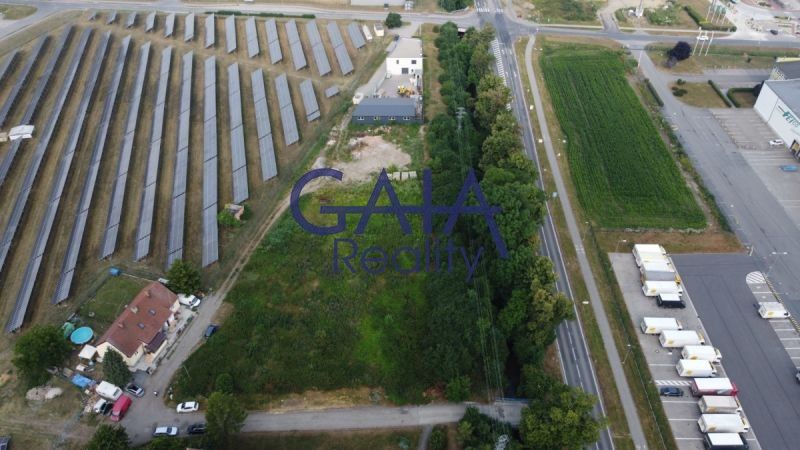 Prodej komerční pozemek - Kralice na Hané