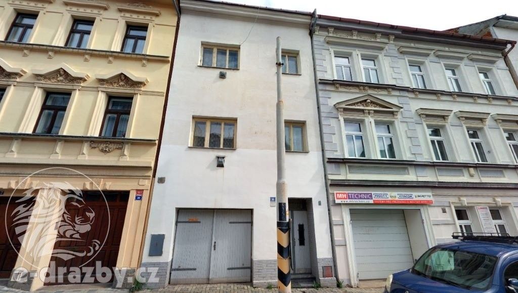 Prodej rodinný dům - Zemská, Teplice, 180 m²