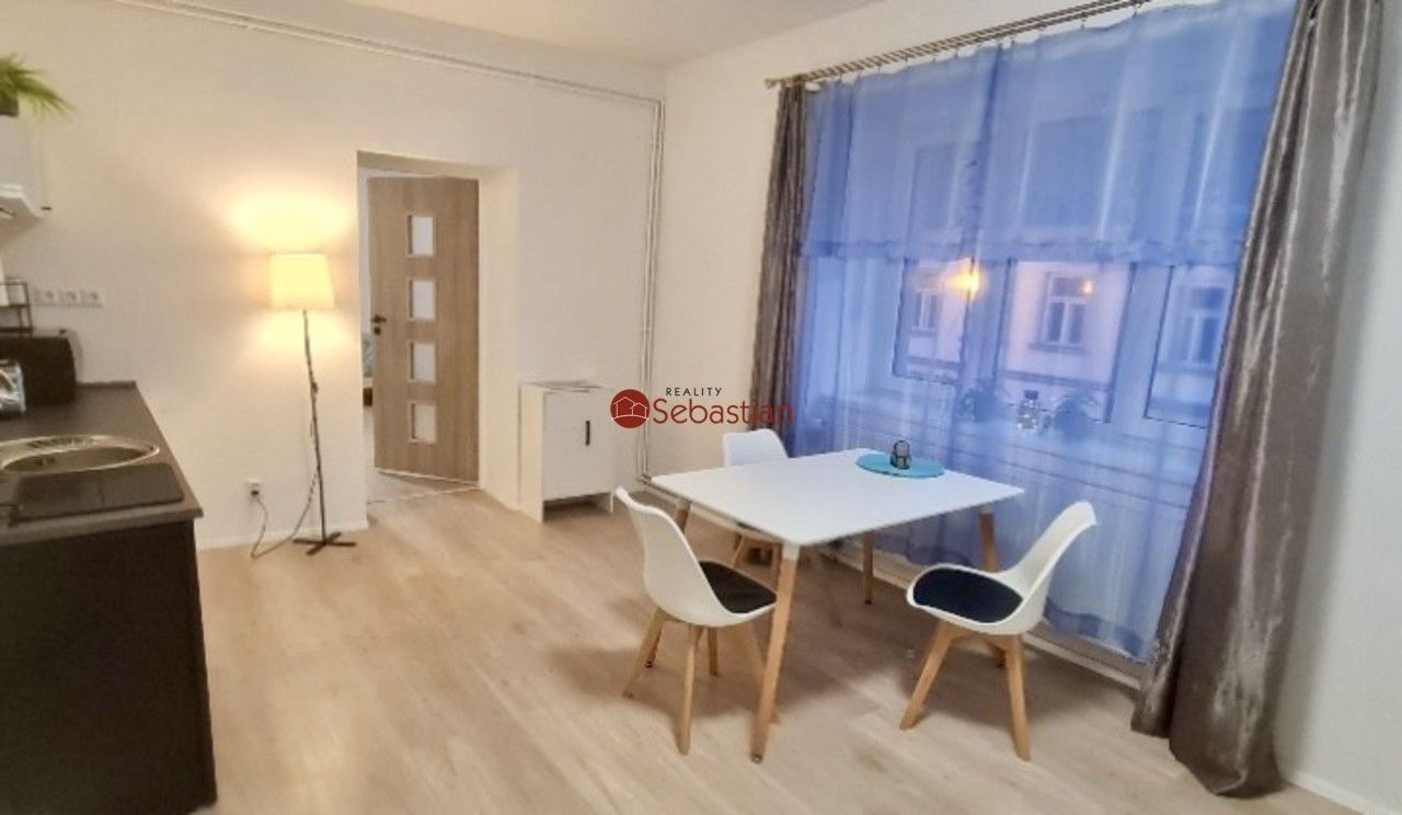 Pronájem byt 2+kk - Moskevská, Česká Lípa, 72 m²