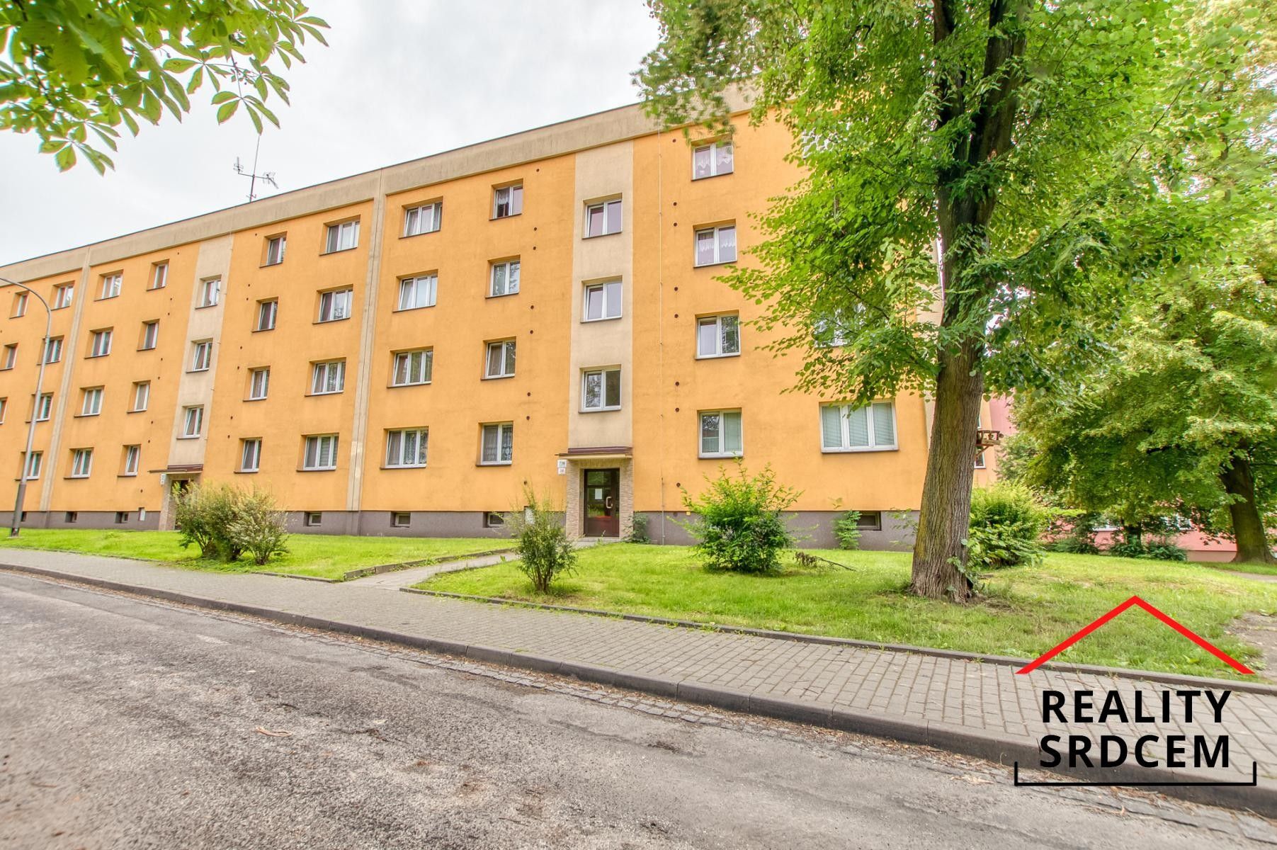 Prodej byt 1+1 - Haškova, Karviná, 35 m²