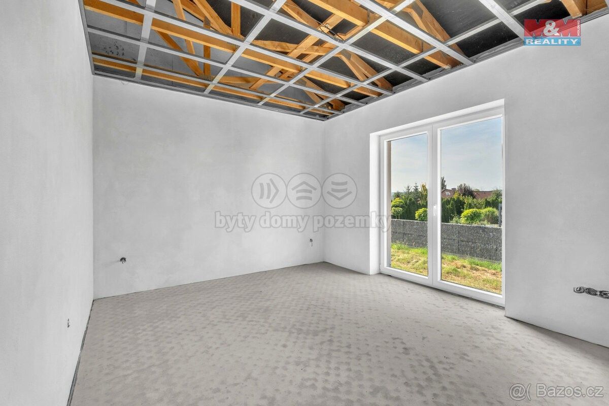 Prodej dům - Chrudim, 537 01, 389 m²