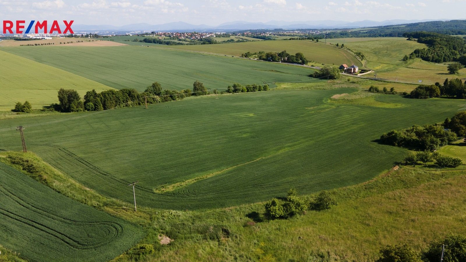 Pozemky pro bydlení, Velká Polom, 688 m²