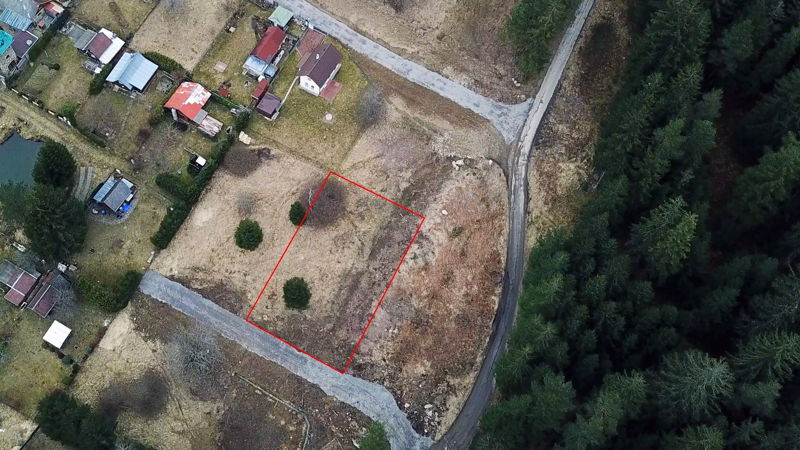 Zahrady, Lipno nad Vltavou, 655 m²