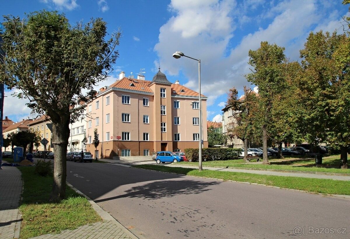 4+kk, Znojmo, 669 02, 107 m²