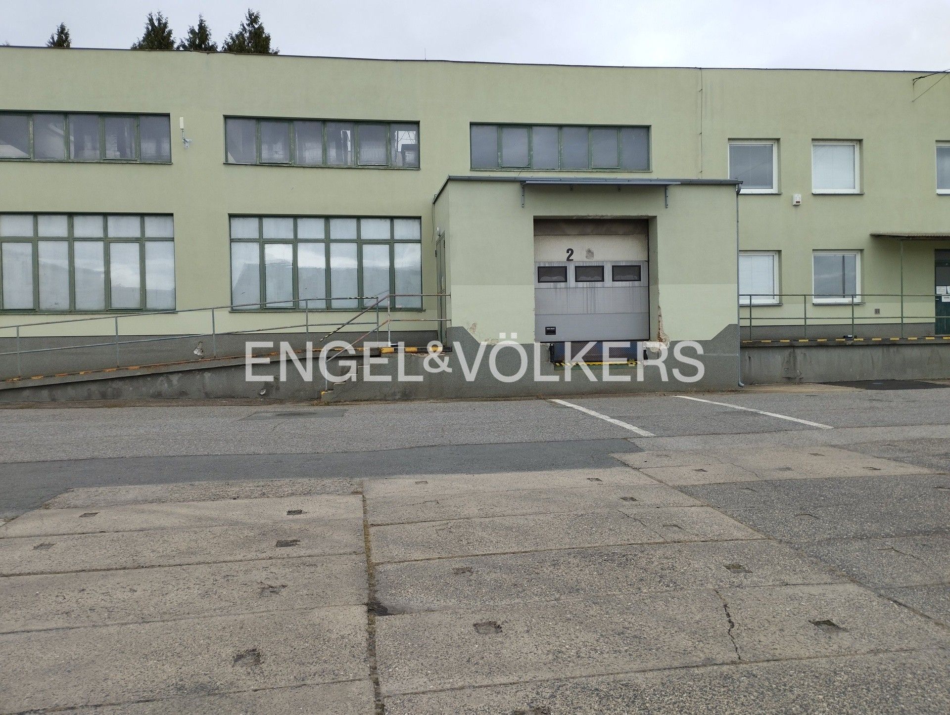 Pronájem sklad - Erbenova, Benešov, 50 m²