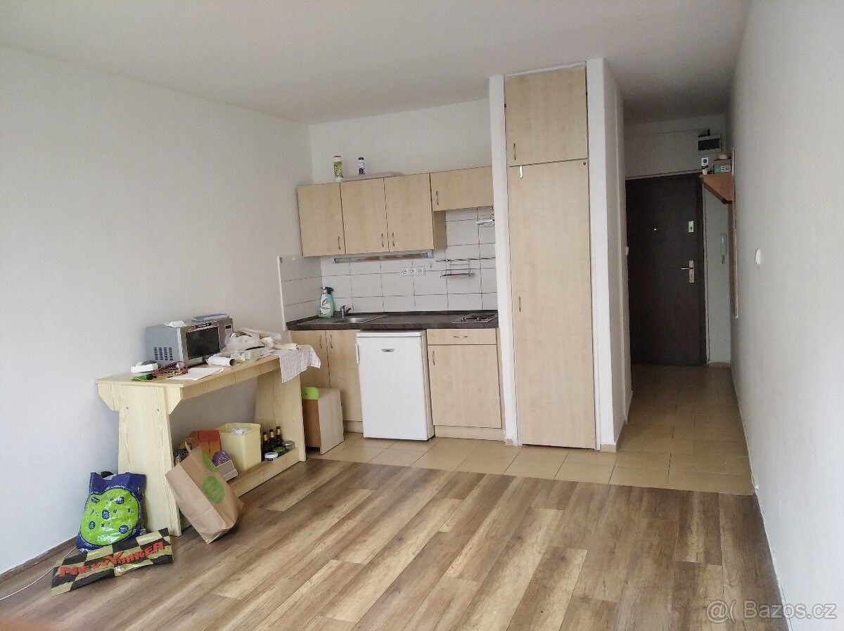 Pronájem byt 1+kk - Ostrava, 715 00, 30 m²