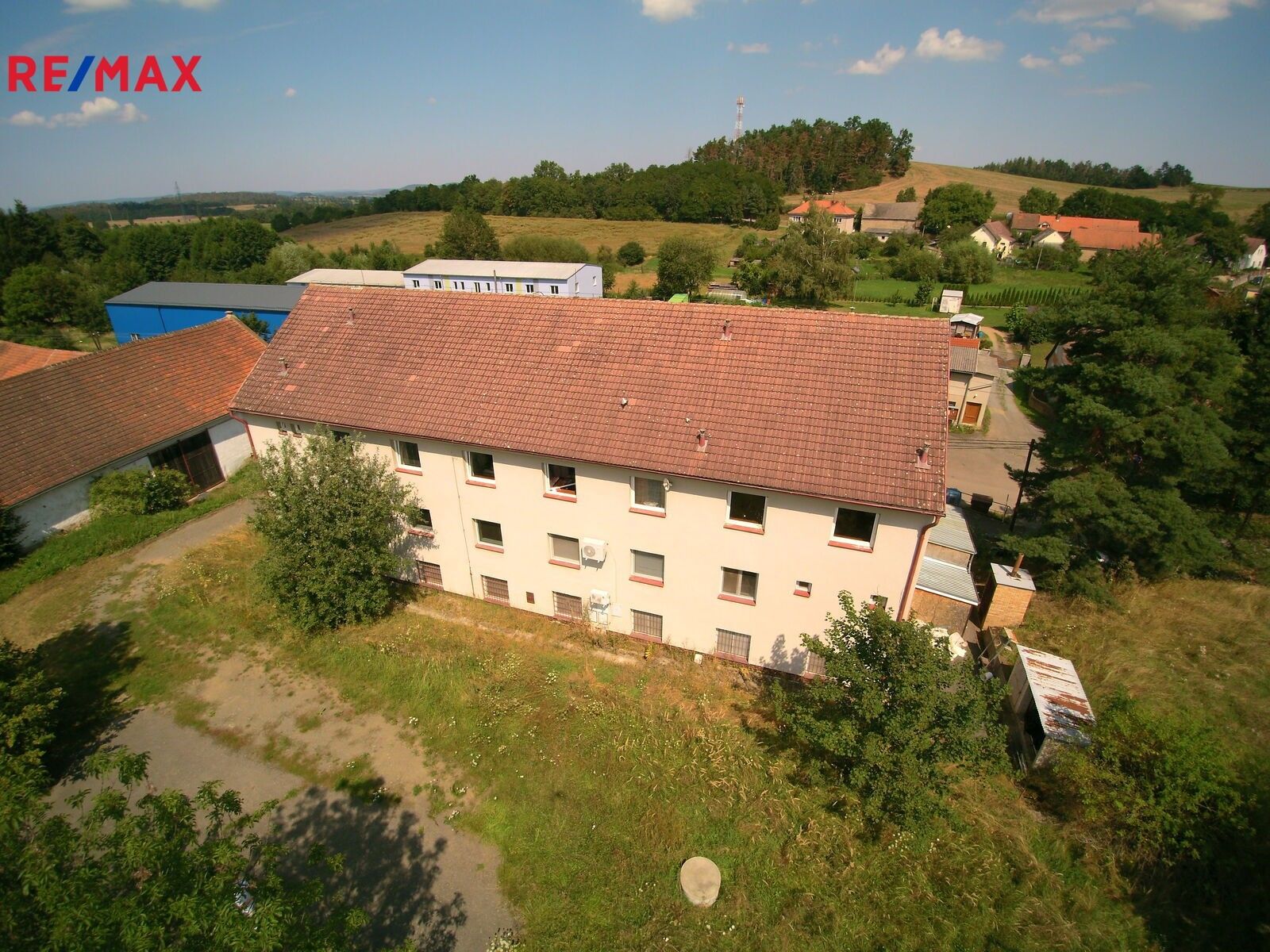 Prodej dům - Oříkov, Sedlčany, 863 m²