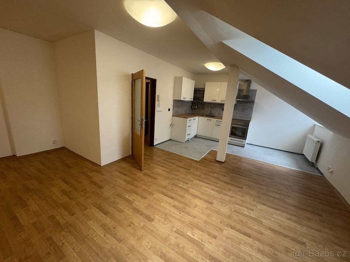 Byty, Jablonec nad Nisou, 466 01