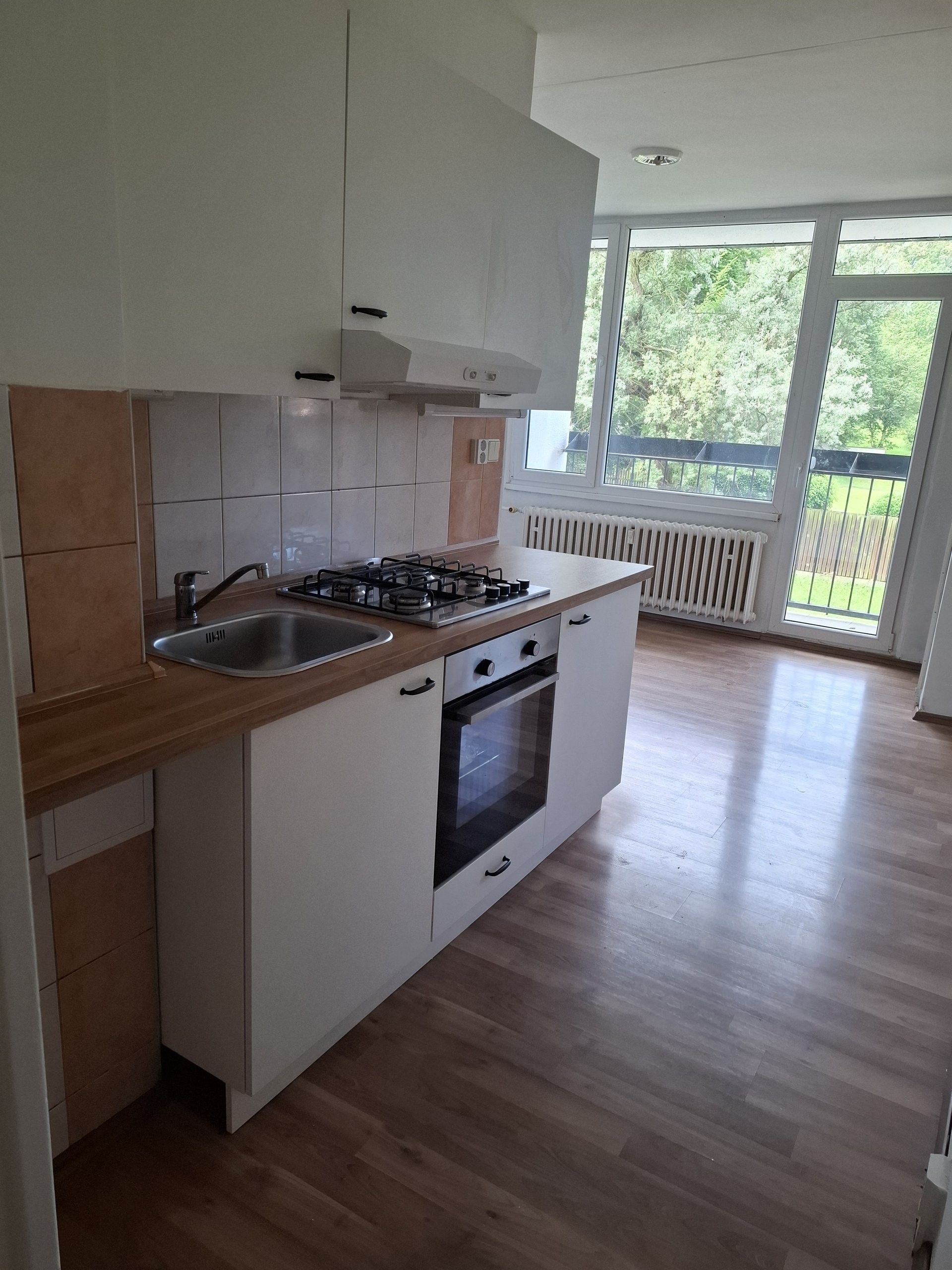 Pronájem byt 3+1 - Sídliště Za Chlumem, Bílina, 81 m²