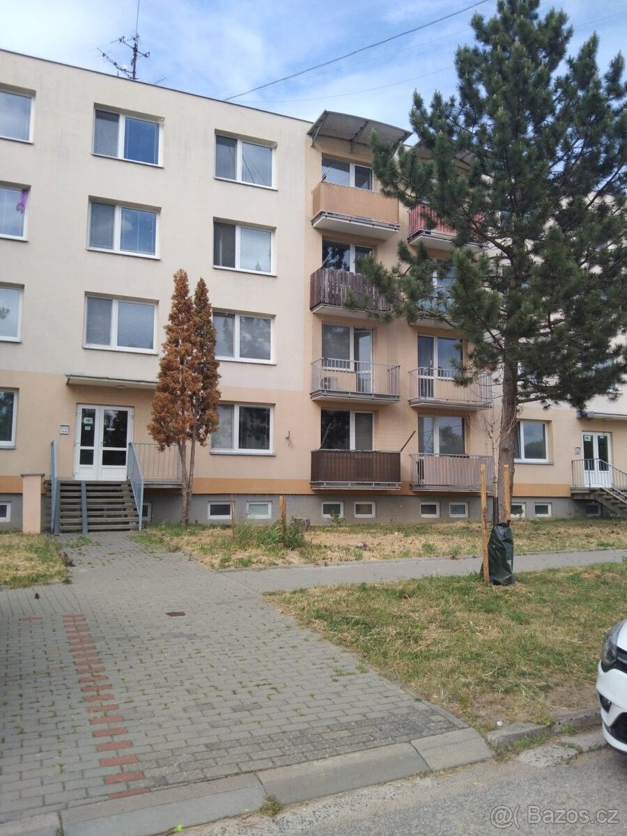 Byty, Měnín, 664 57