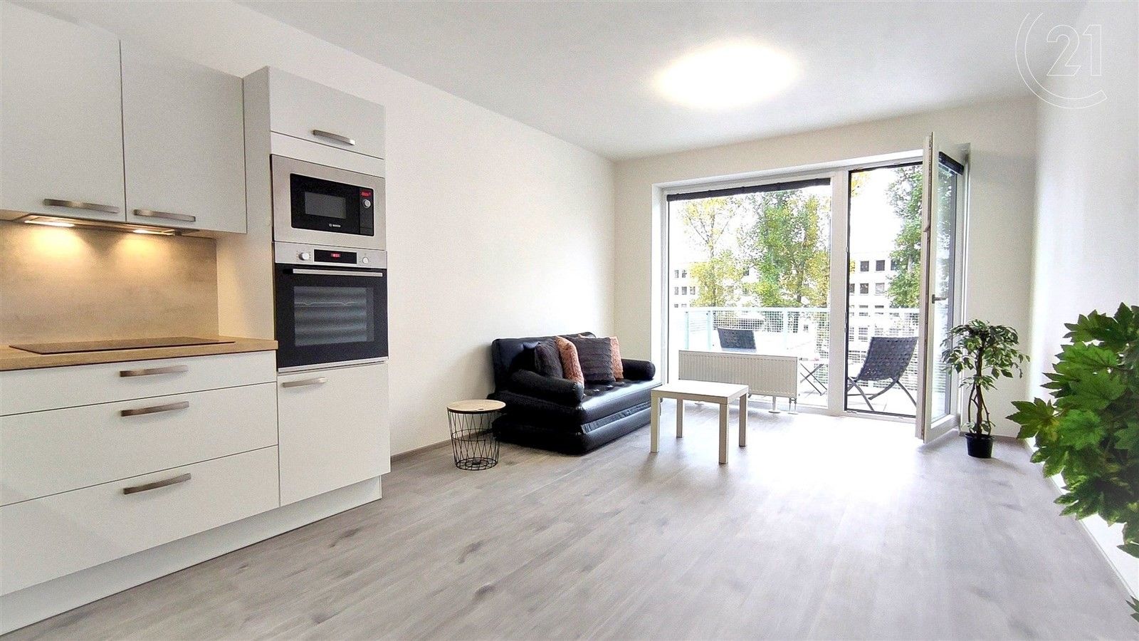 2+kk, Sídliště Osvobození, Vyškov, 68 m²