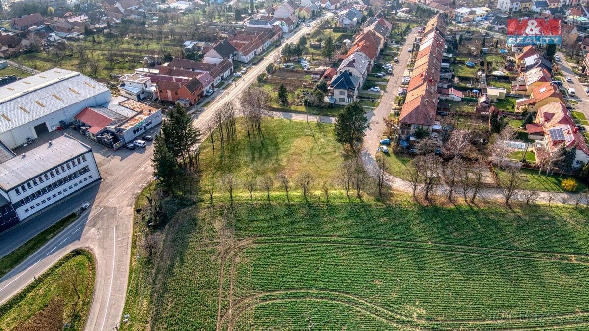 Prodej pozemek - Hluk, 687 25, 2 621 m²