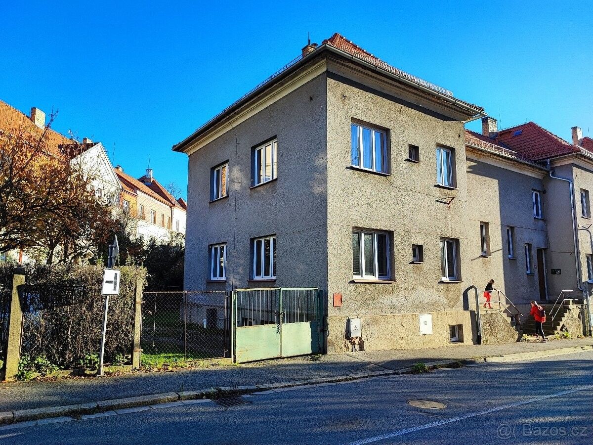 Prodej byt 2+1 - Prachatice, 383 01, 79 m²