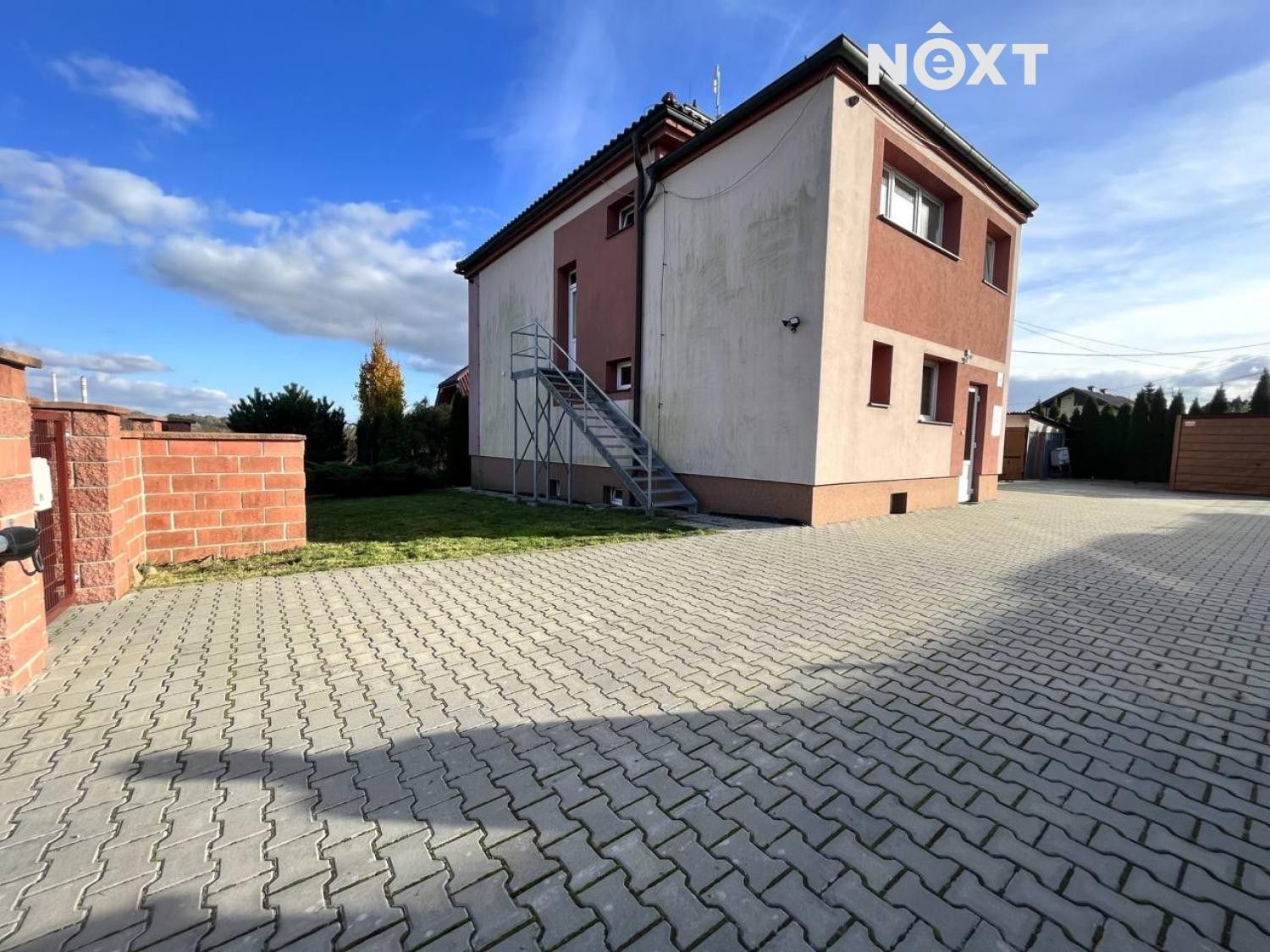 Pronájem rodinný dům - Amelinova, Dolní Lutyně, 240 m²