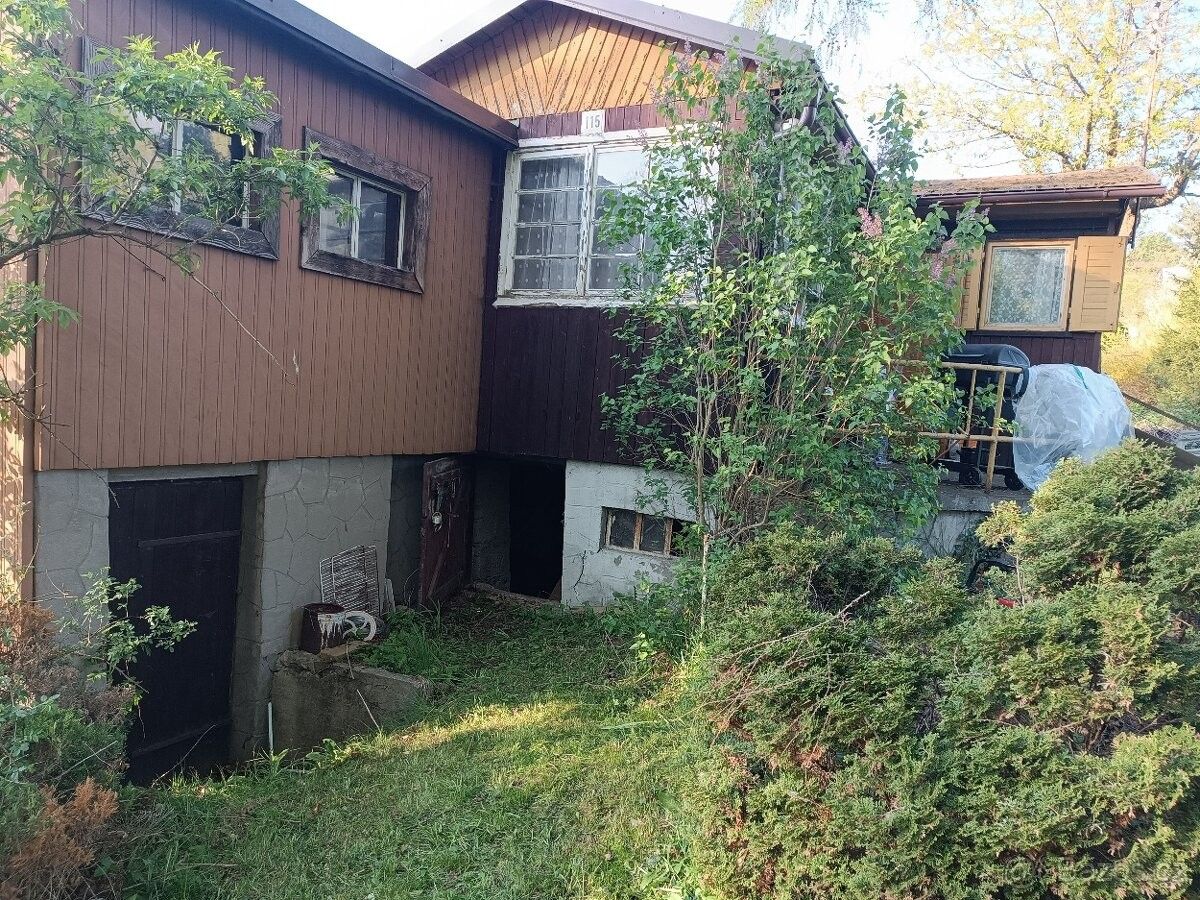 Chaty, Ostrava, 725 26