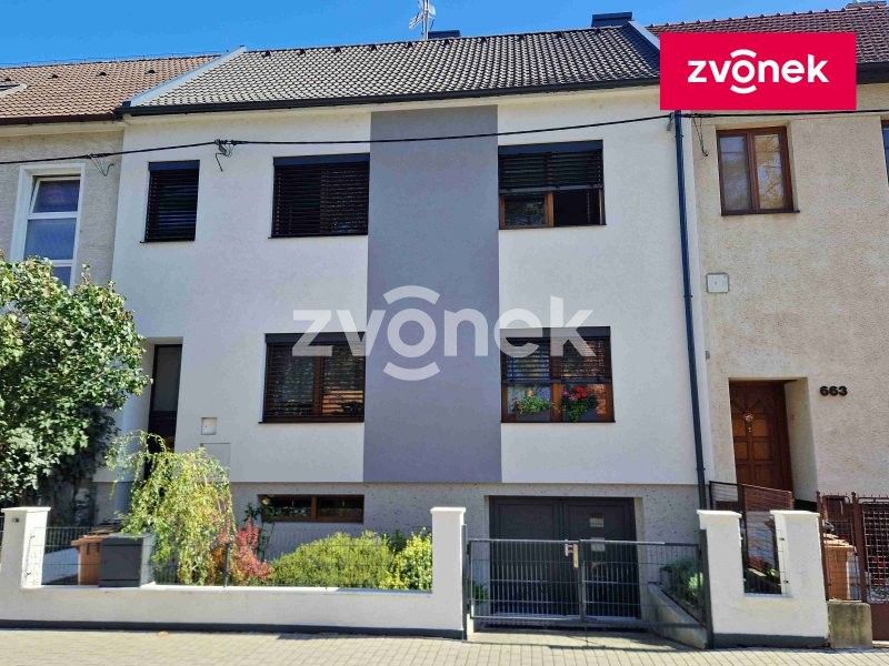 Rodinné domy, Uherské Hradiště, 273 m²