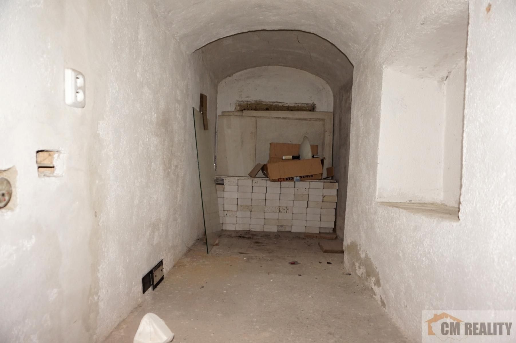 Pronájem obchodní prostory - nám. Edmunda Husserla, Prostějov, 56 m²