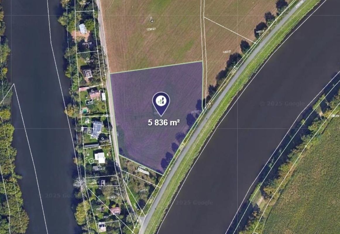 Komerční pozemky, Pardubice, 5 836 m²