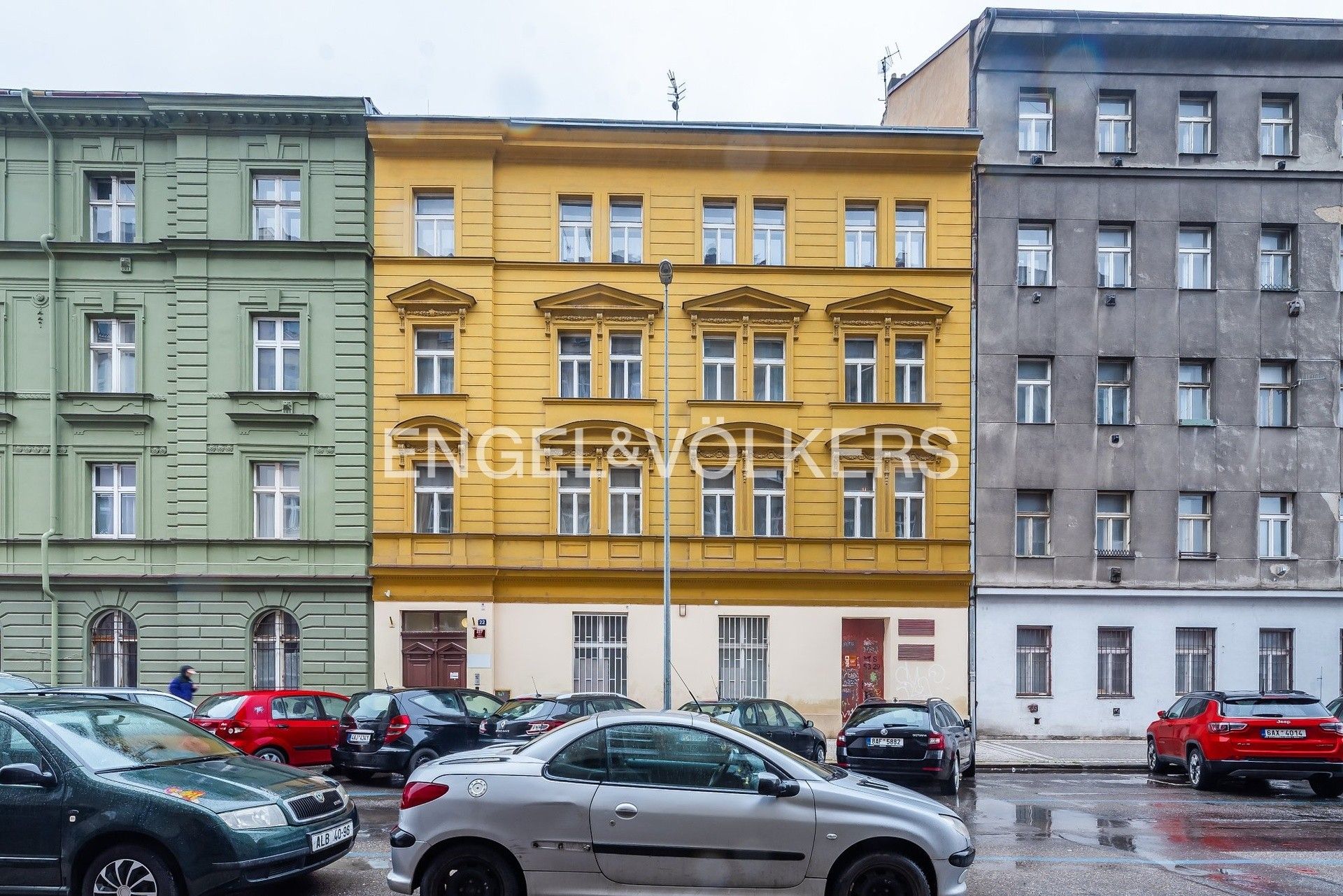 Pronájem komerční - Čestmírova, Praha, 93 m²