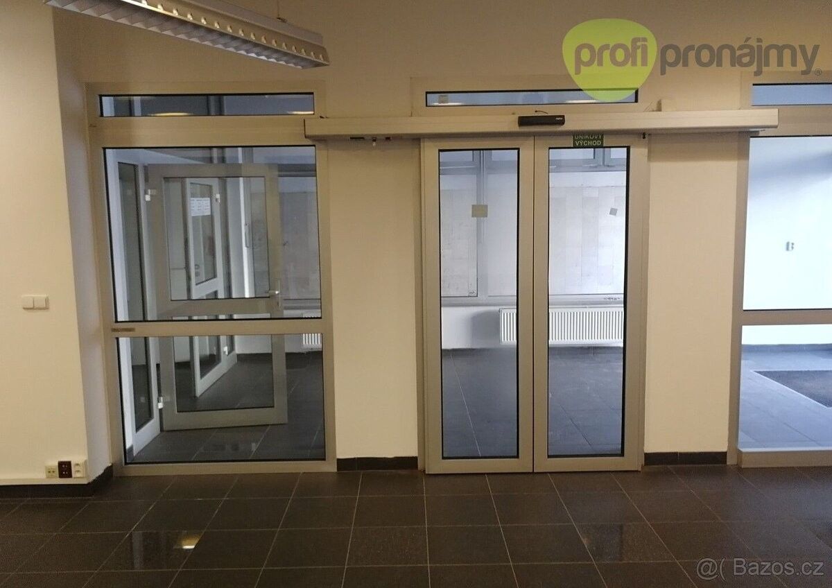 Obchodní prostory, Pelhřimov, 393 01, 171 m²