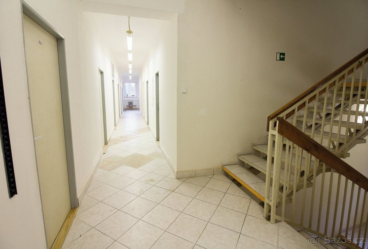 Obchodní prostory, Chrudim, 537 01