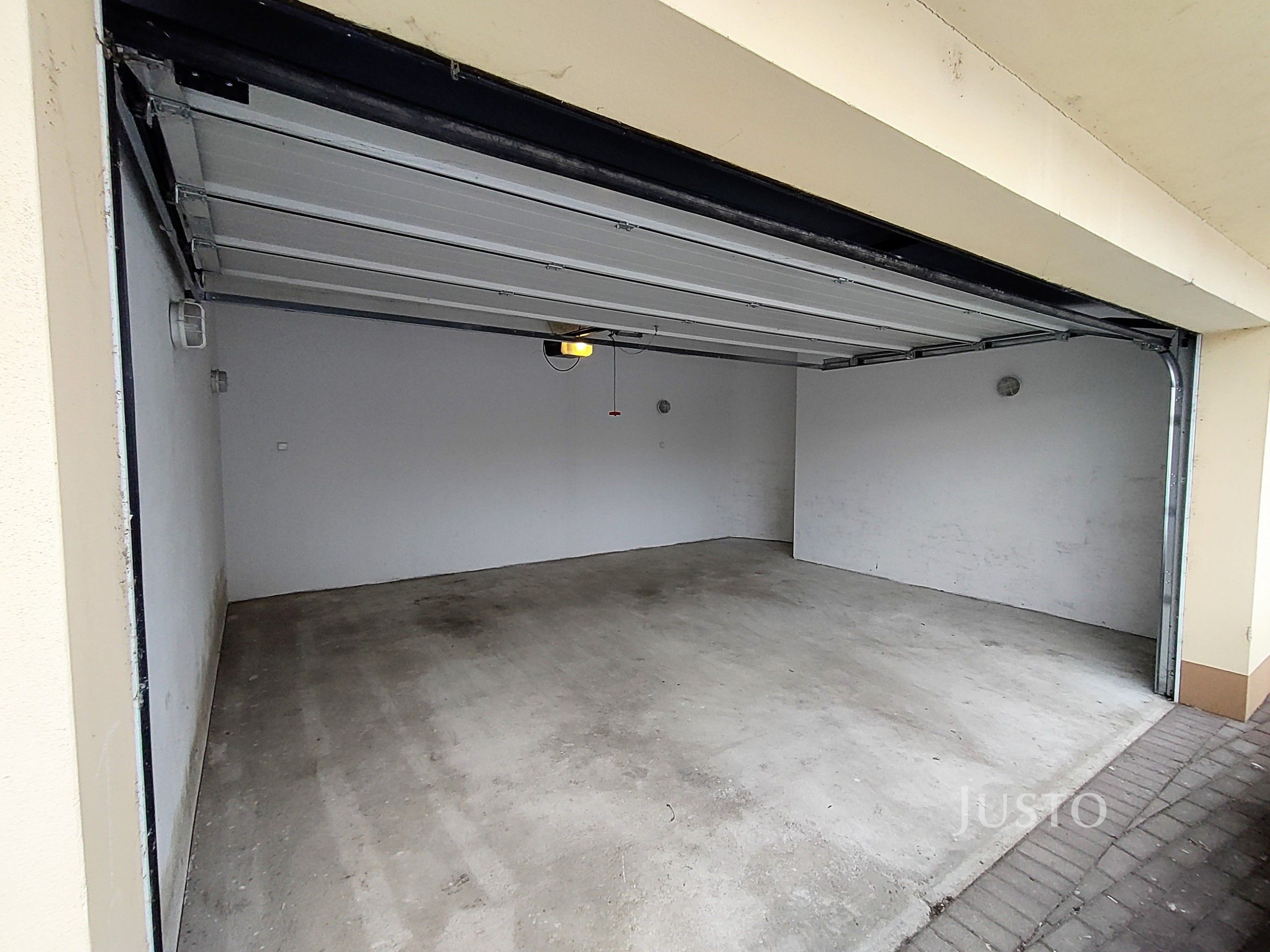 Garáže, Budějovická, Písek, 34 m²