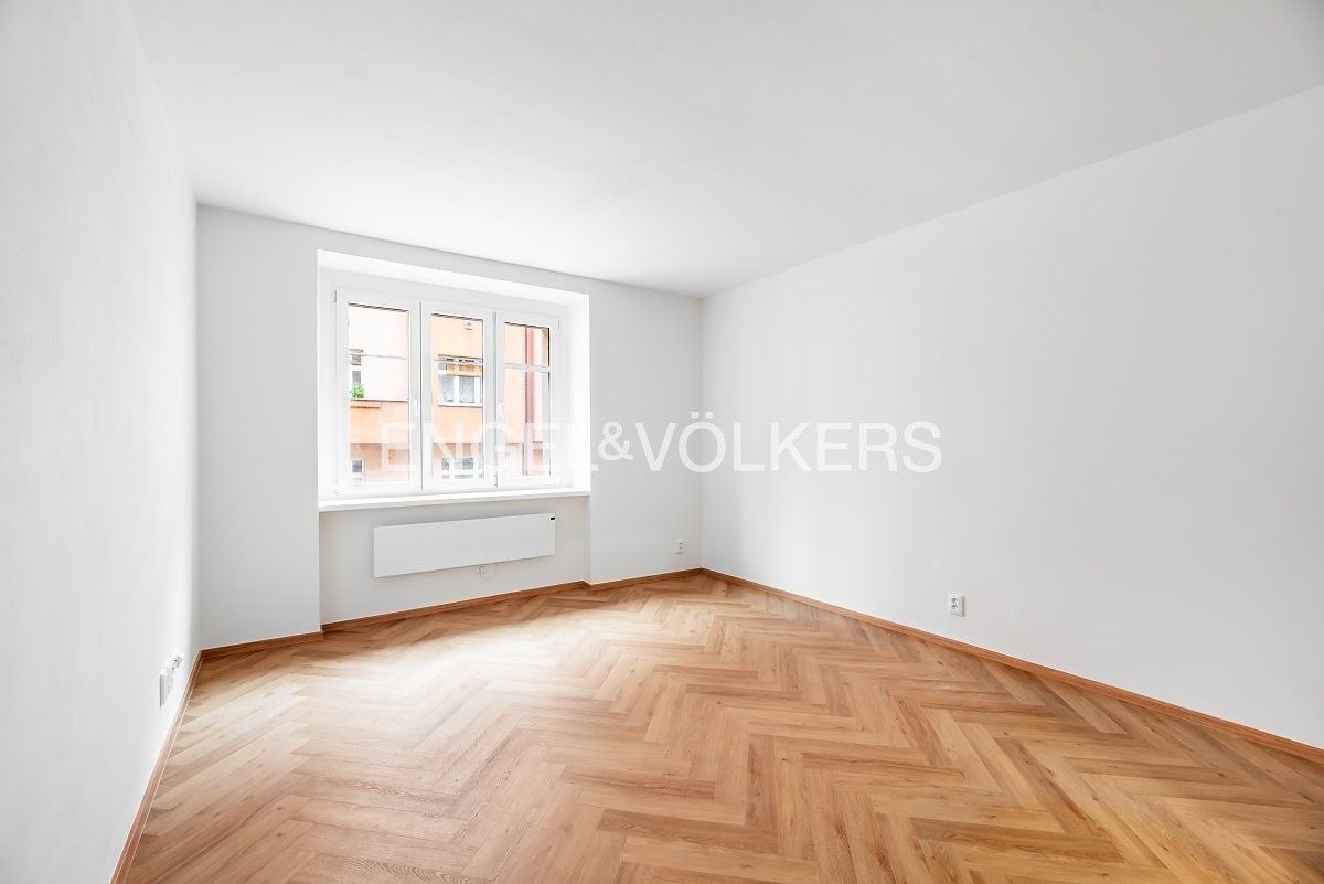 1+kk, Přístavní, Praha, 27 m²