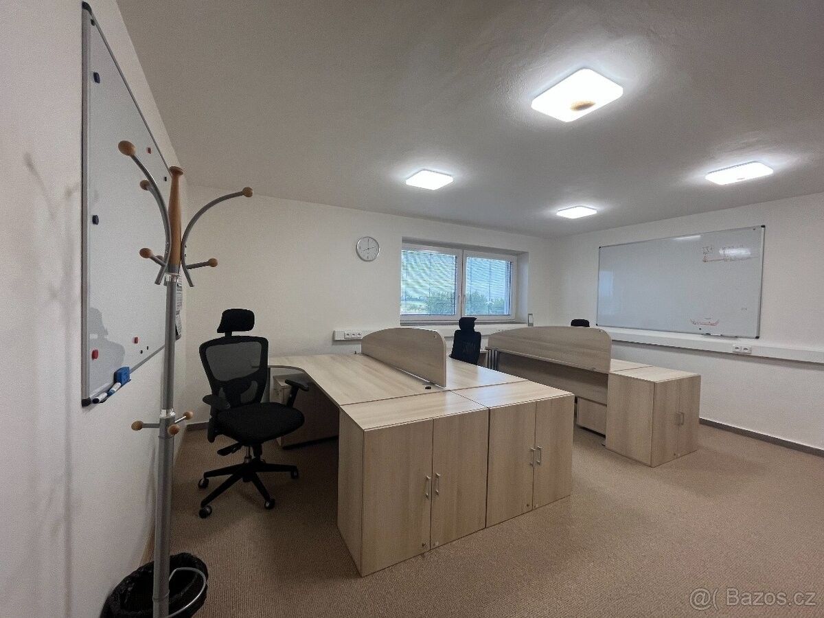 Ostatní, Dolní Bojanovice, 696 17