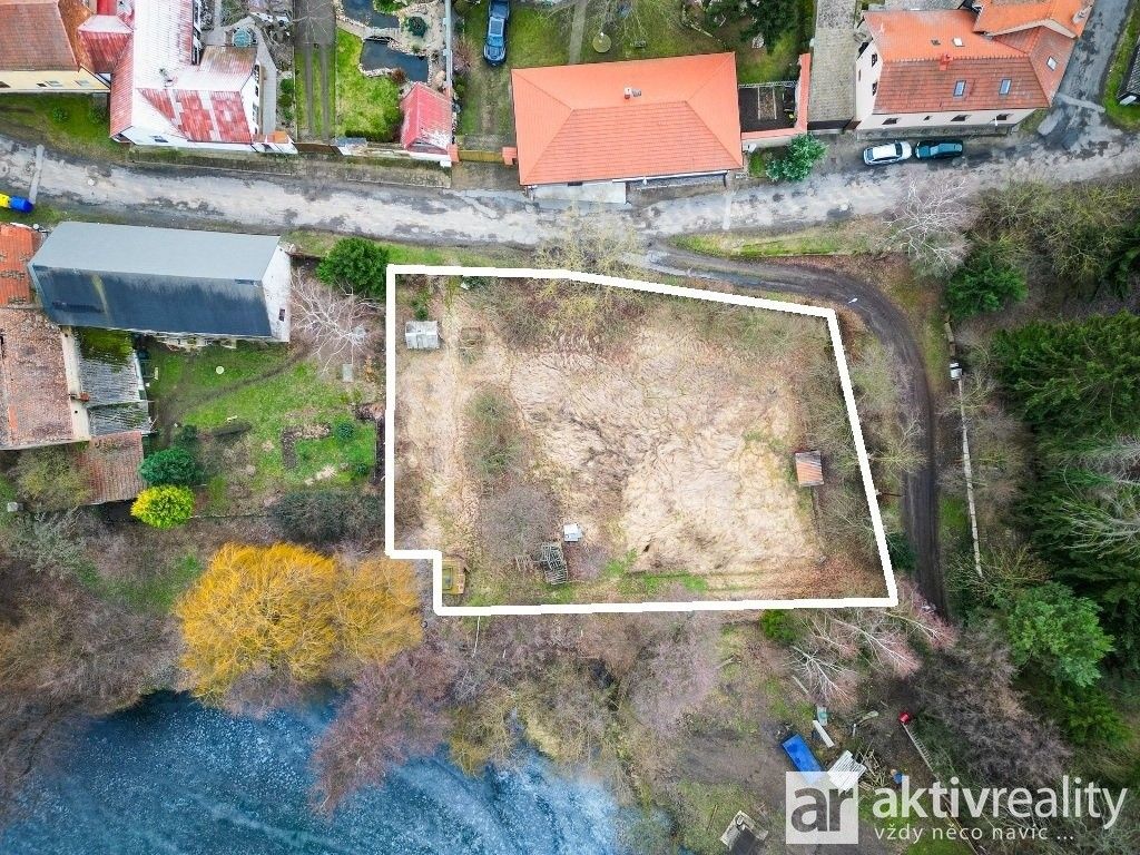 Pozemky pro bydlení, Hostín u Vojkovic, 1 755 m²