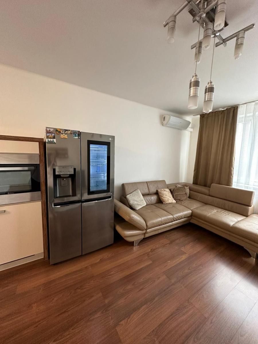 3+kk, Poděbradská, Praha, 80 m²