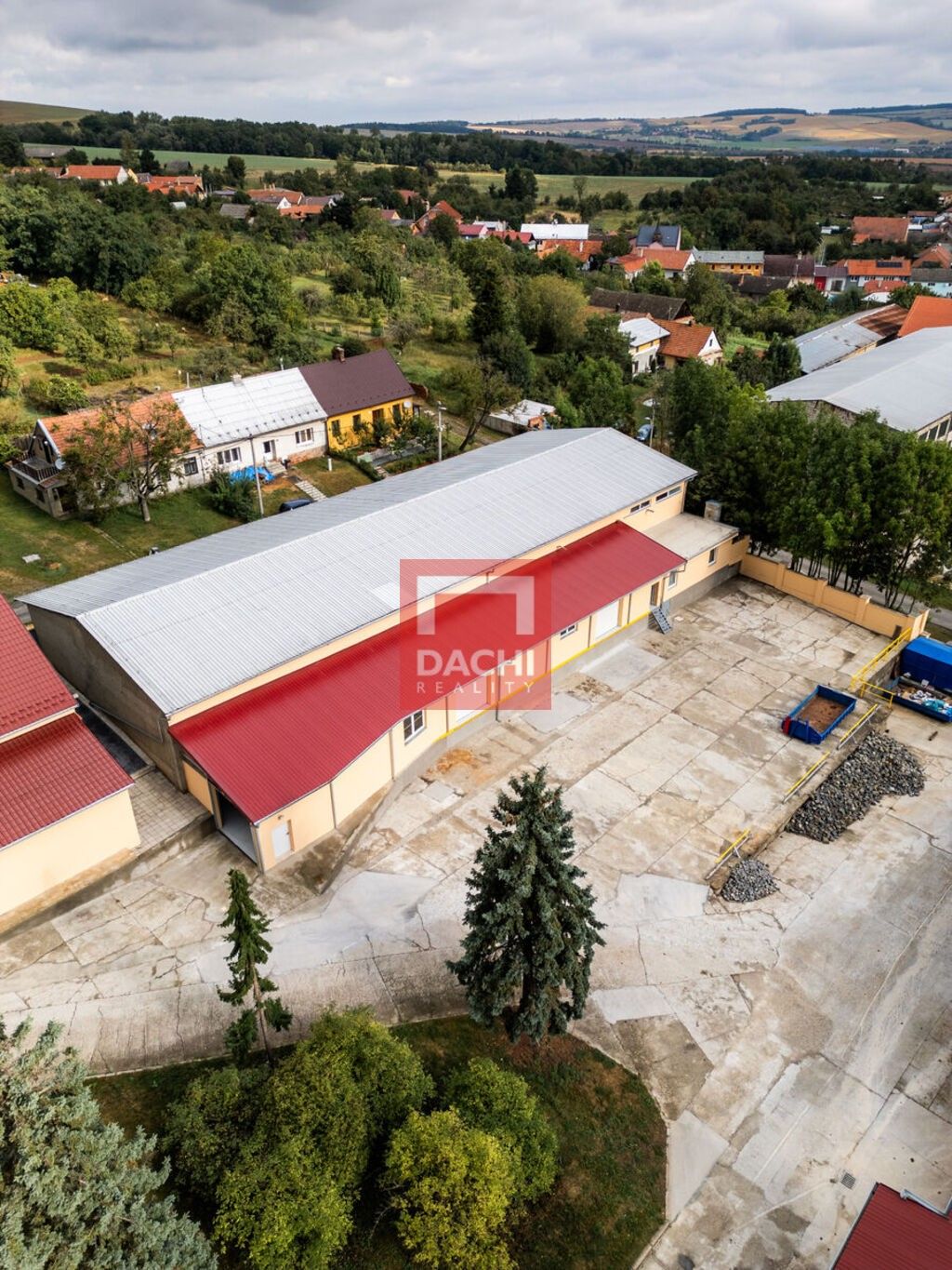 Sklady, Troubky-Zdislavice, 900 m²