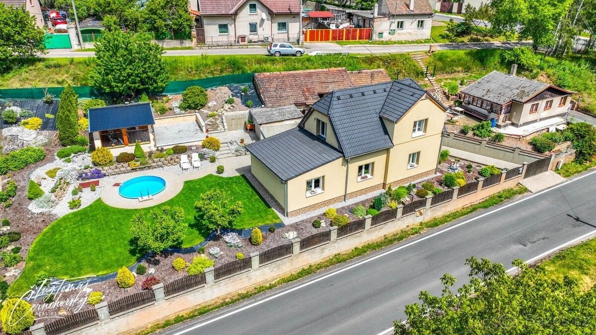 Rodinné domy, Podlešín, 273 25