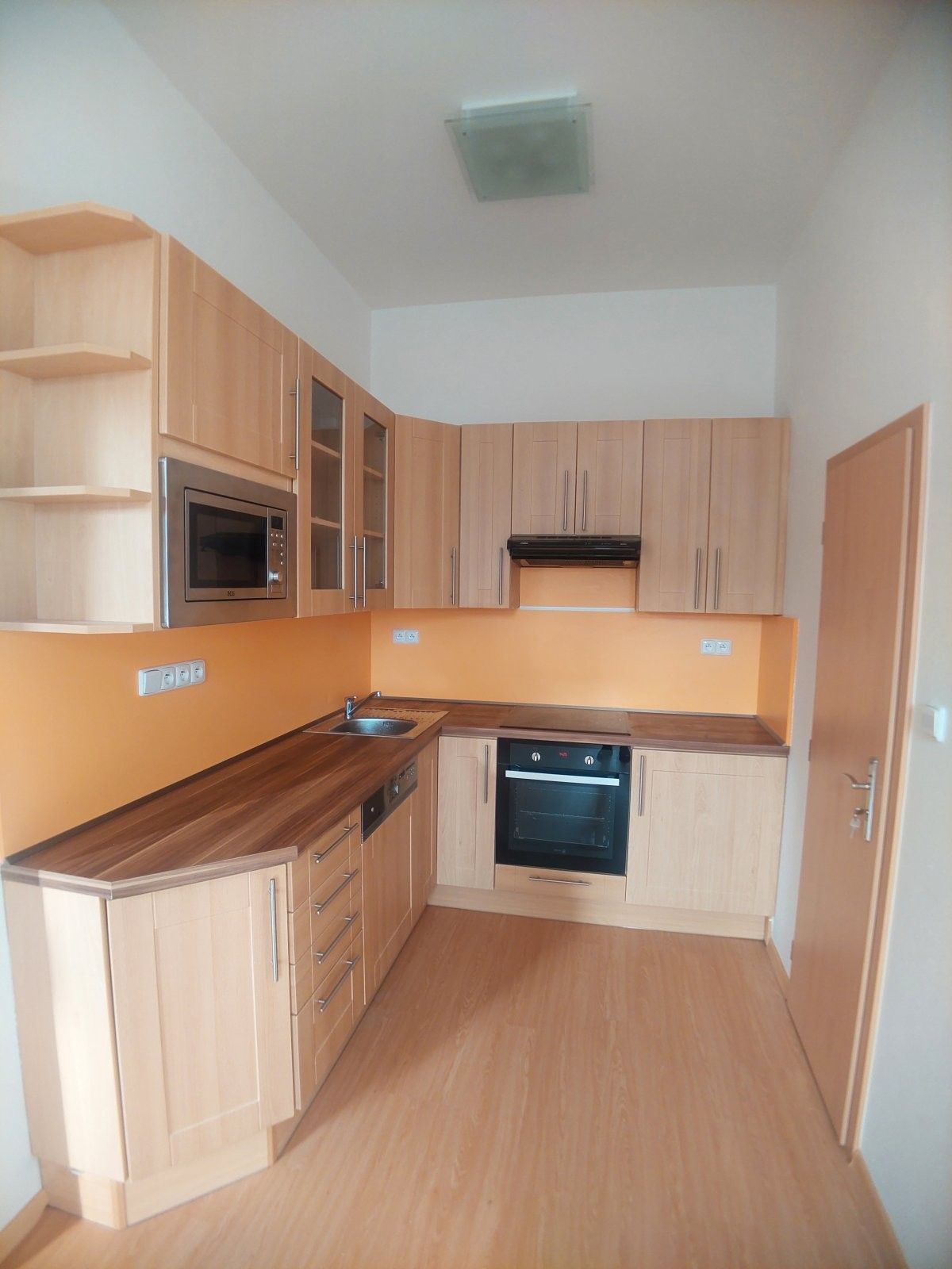 1+1, 9. května, Tábor, 47 m²