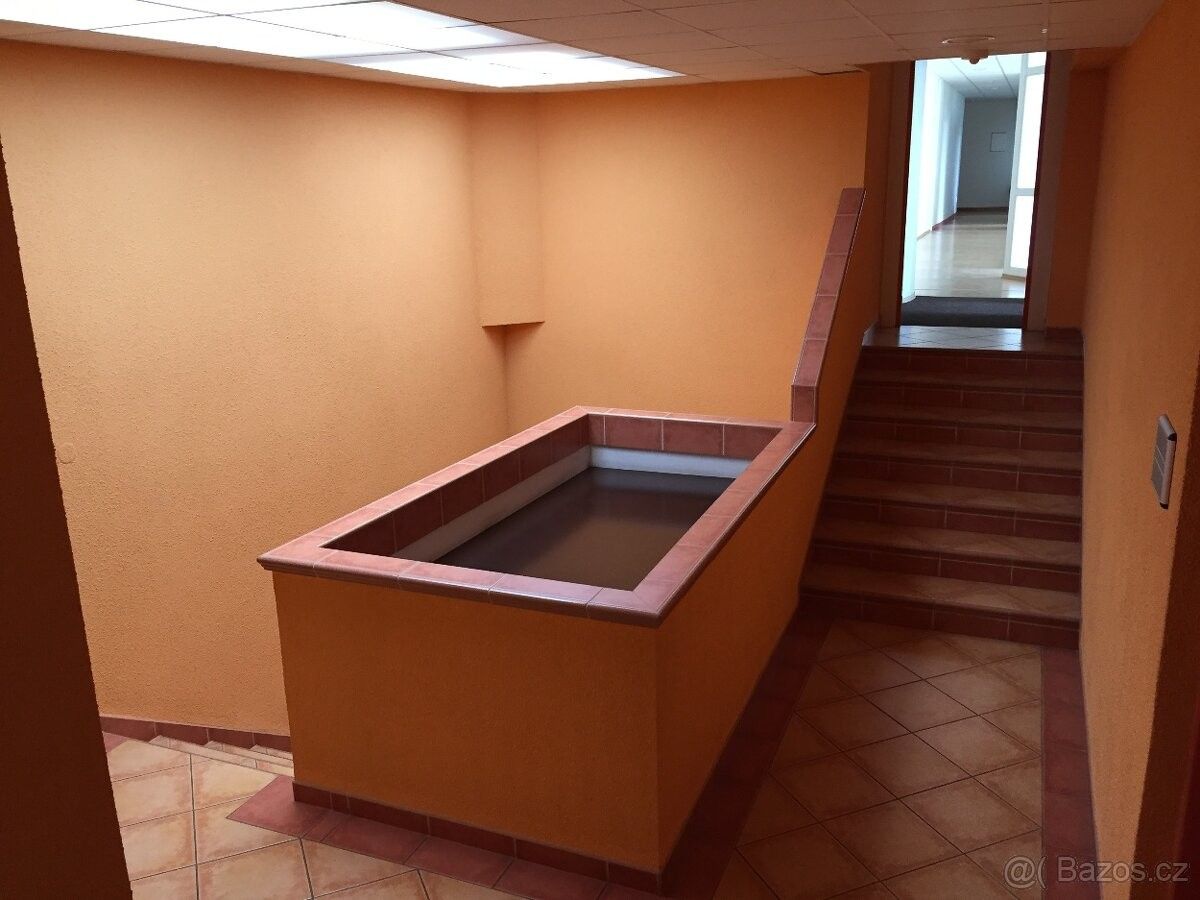 Pronájem kancelář - Opava, 746 01