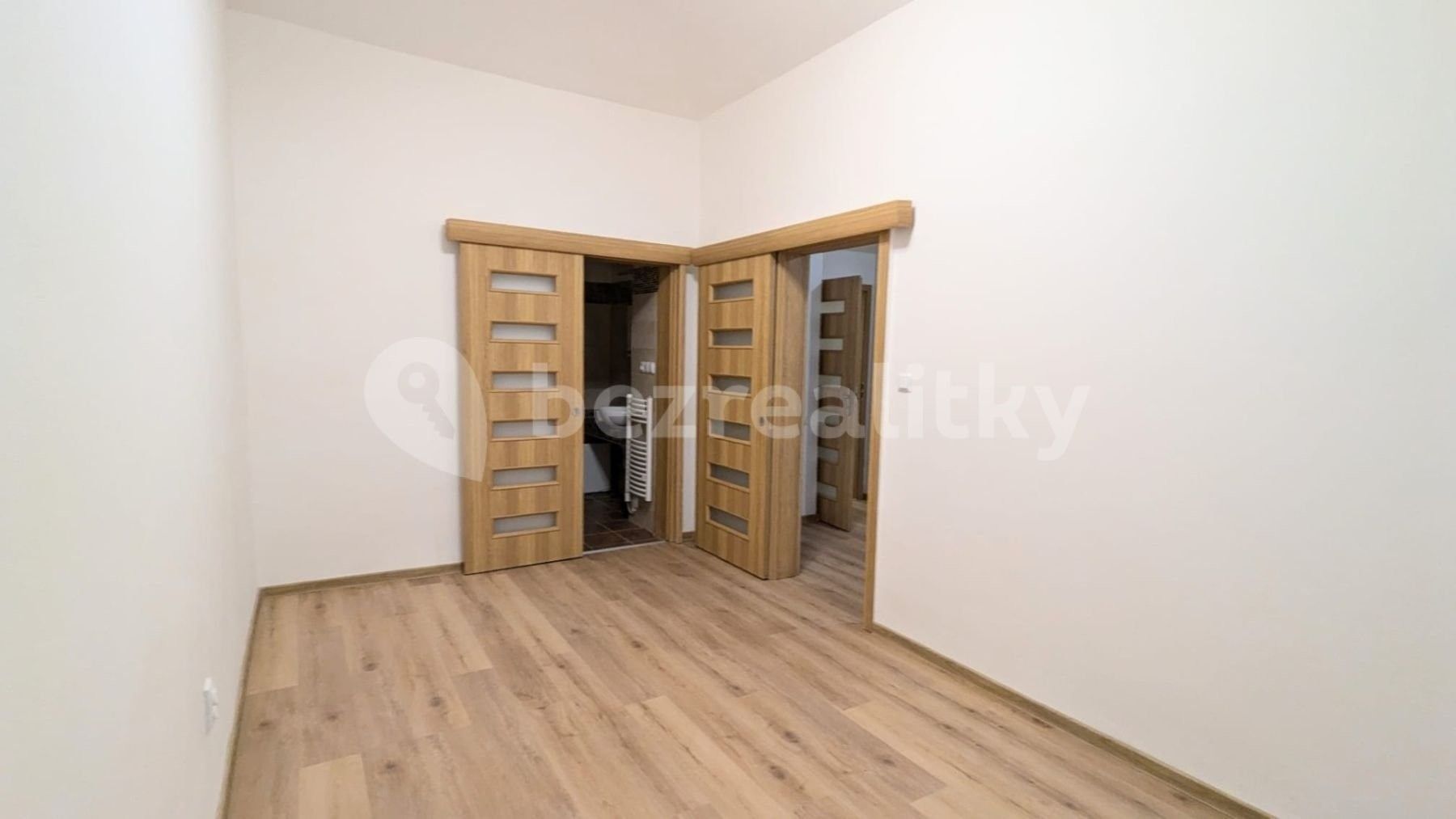 2+kk, Vrchlického, Praha, 39 m²