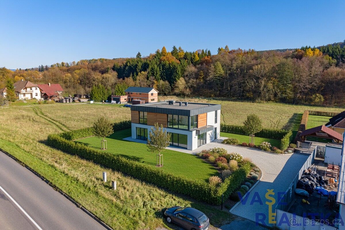 Pozemky pro bydlení, Dolní Lhota u Luhačovic, 763 23