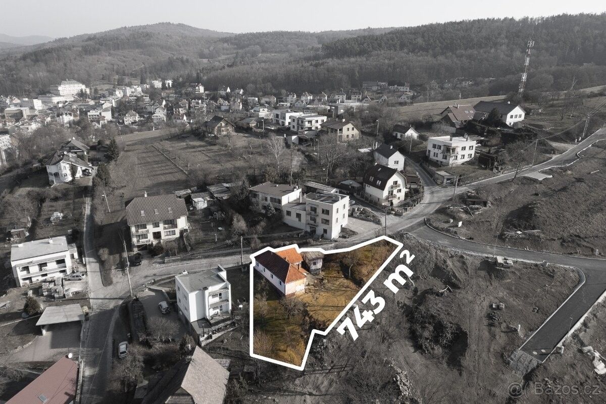 Rodinné domy, Luhačovice, 763 26