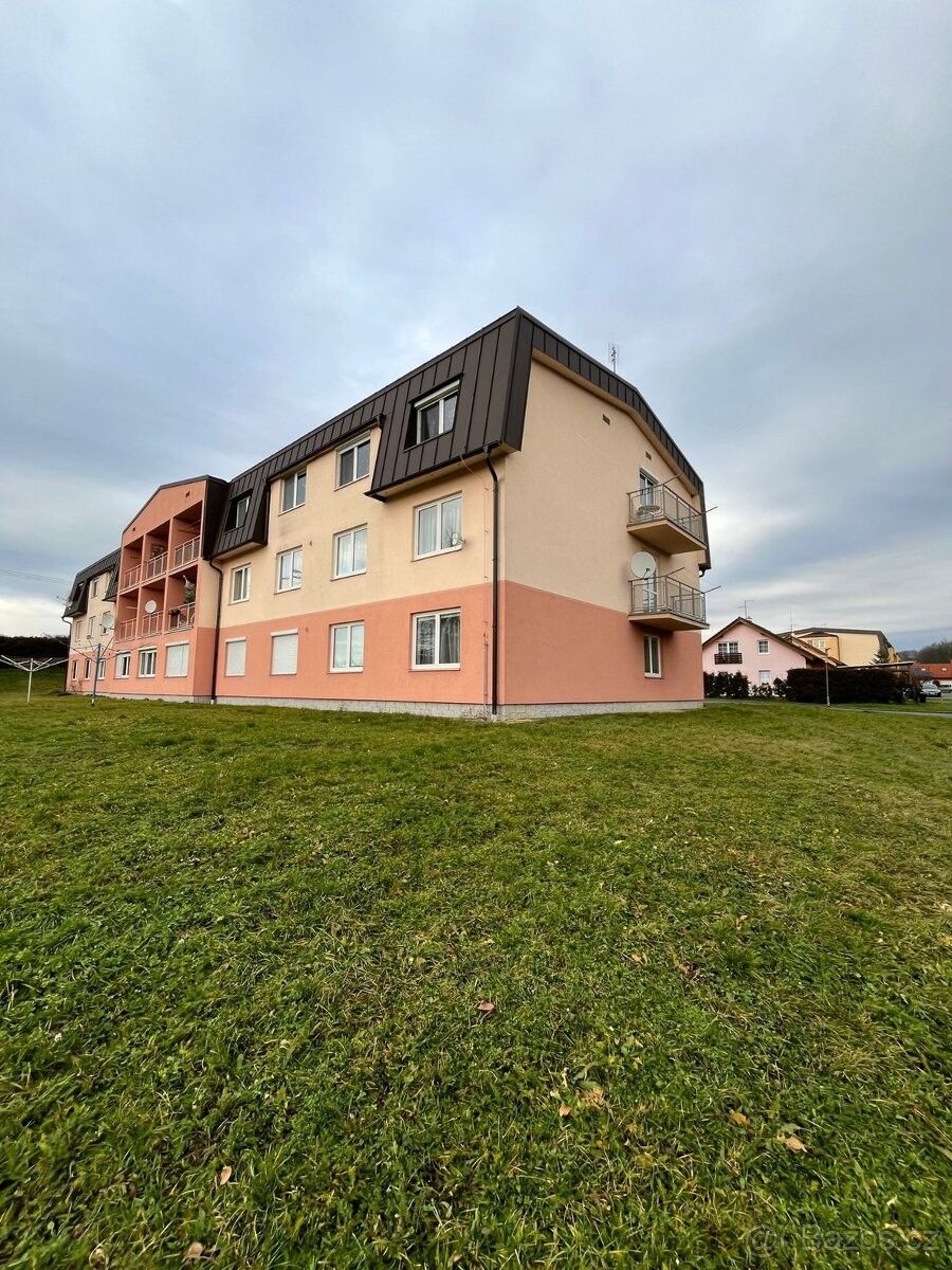 3+1, Všeruby u Plzně, 330 16, 84 m²