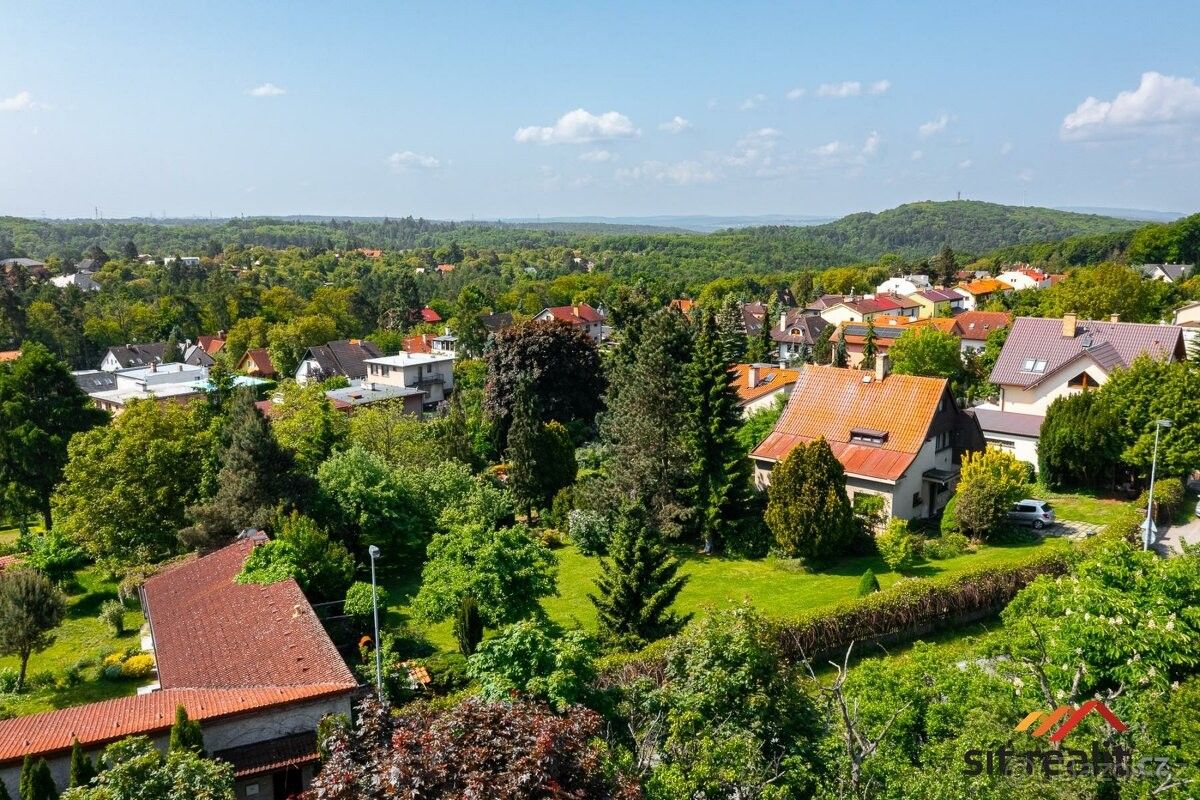 Pozemky pro bydlení, Praha, 143 00, 1 100 m²