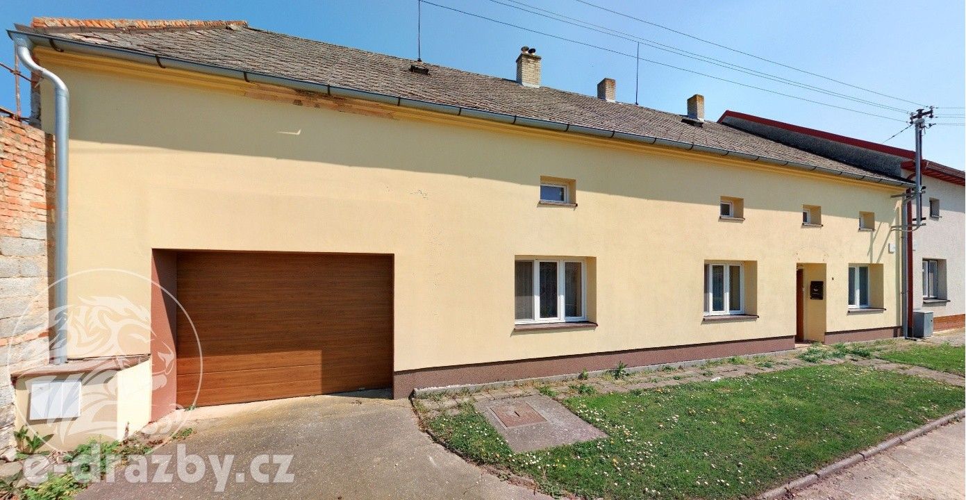 Rodinné domy, Zahnašovice, 250 m²