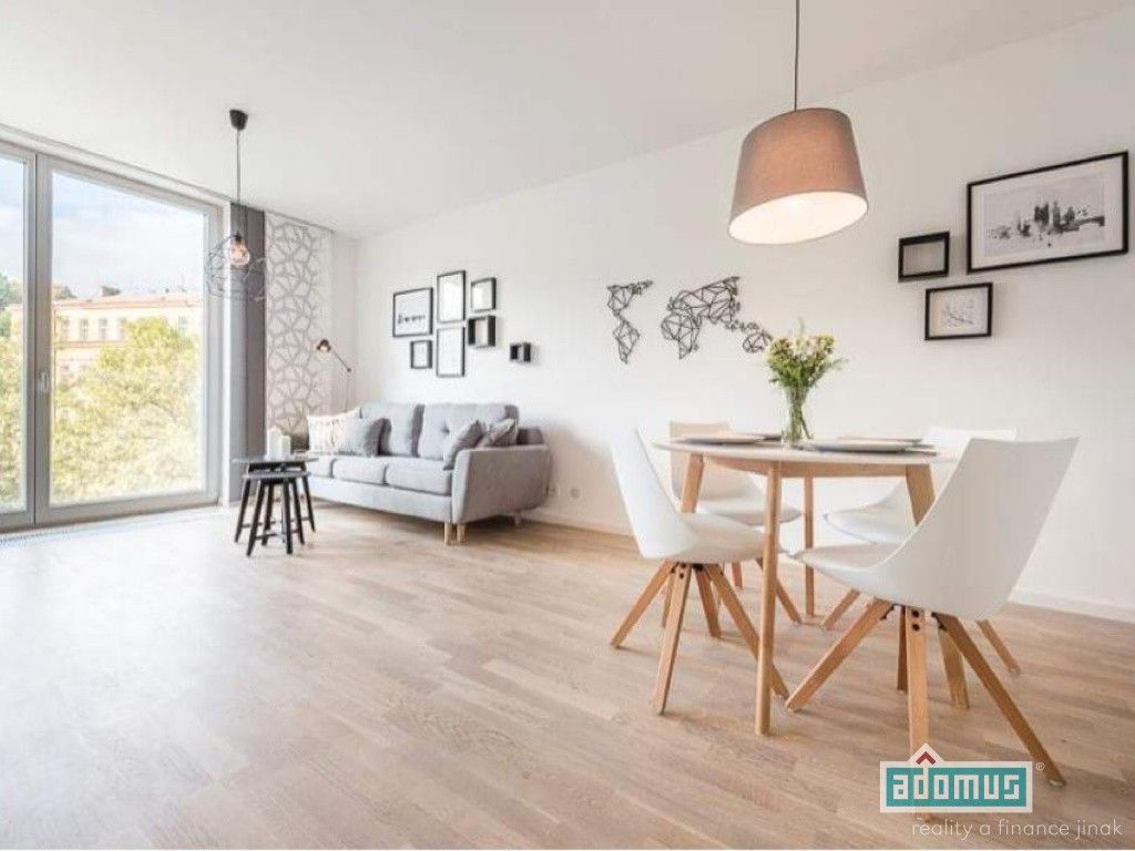 2+kk, Bieblova, Praha, 45 m²