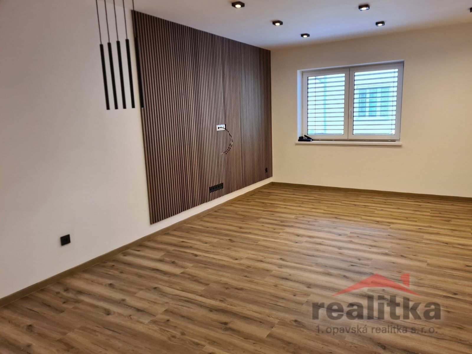 Prodej byt 2+kk - Anenská, Opava, 68 m²