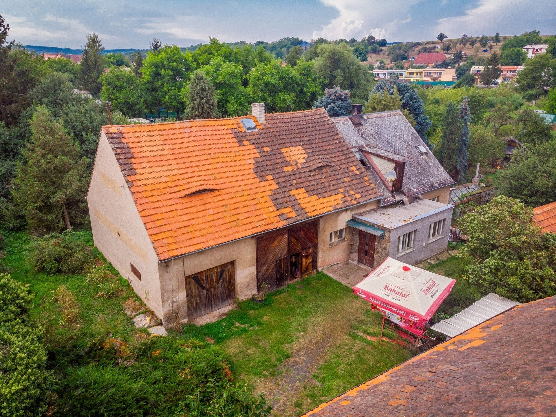 Prodej dům - Pražská, Lubenec, 506 m²