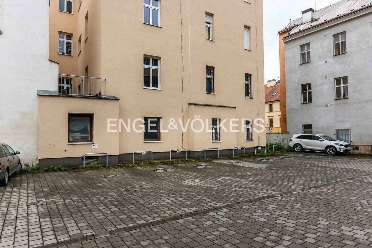 Ostatní, Bezručova, Plzeň, 9 m²