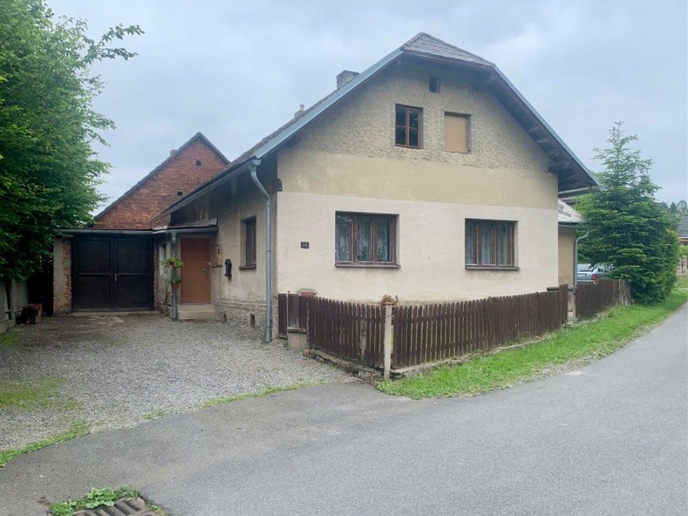 Prodej dům - Kameničky, 539 41, 180 m²