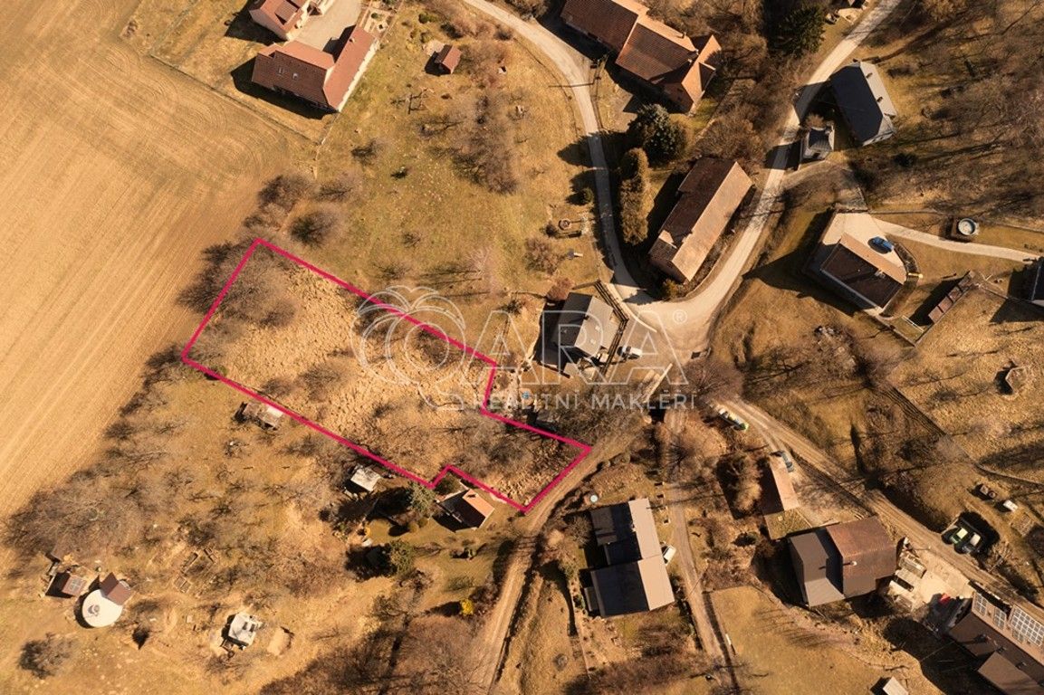 Pozemky pro bydlení, Lično, 1 m²