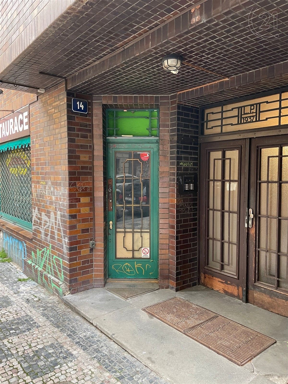 Restaurace, Školská, Praha, 168 m²