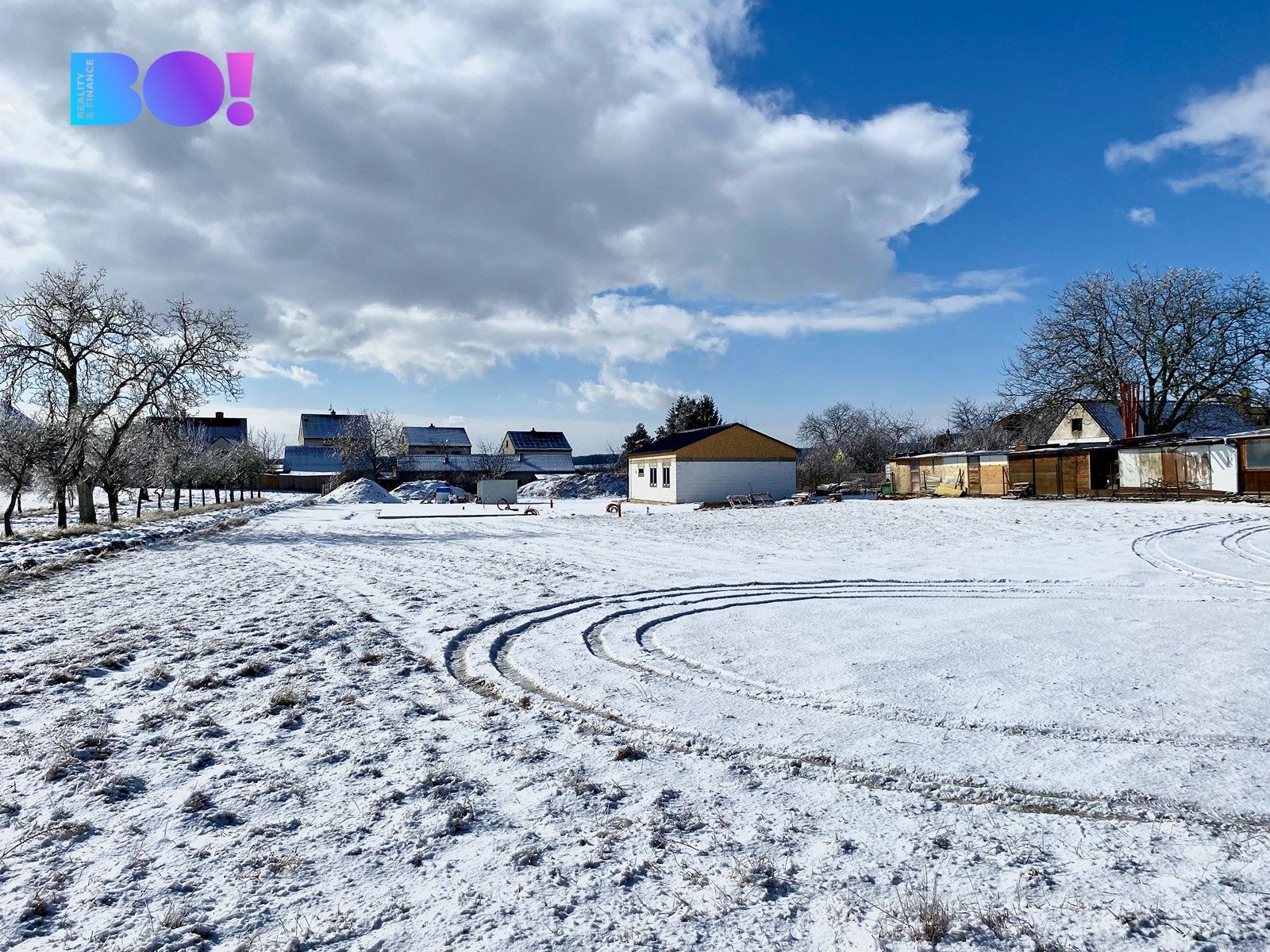Prodej pozemek pro bydlení - Láz, 881 m²