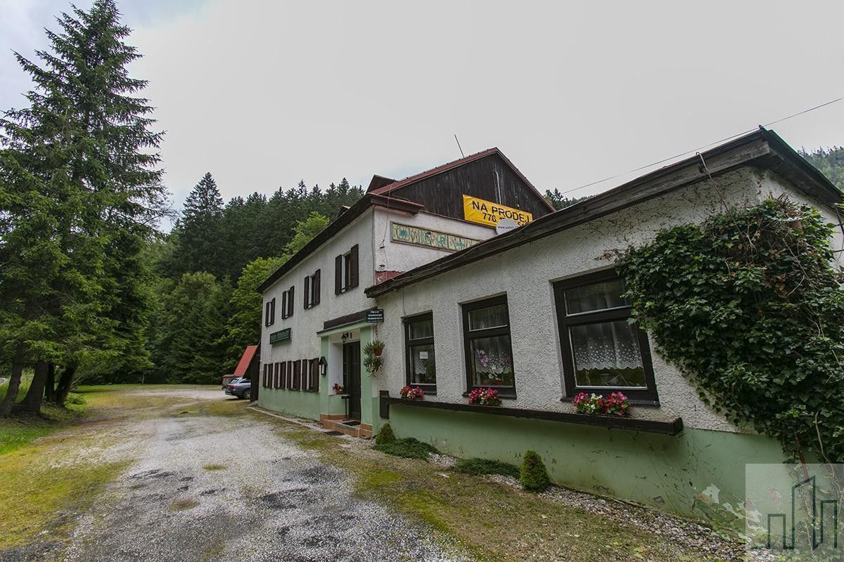 Ubytovací zařízení, Velká Úpa, Pec pod Sněžkou, 415 m²